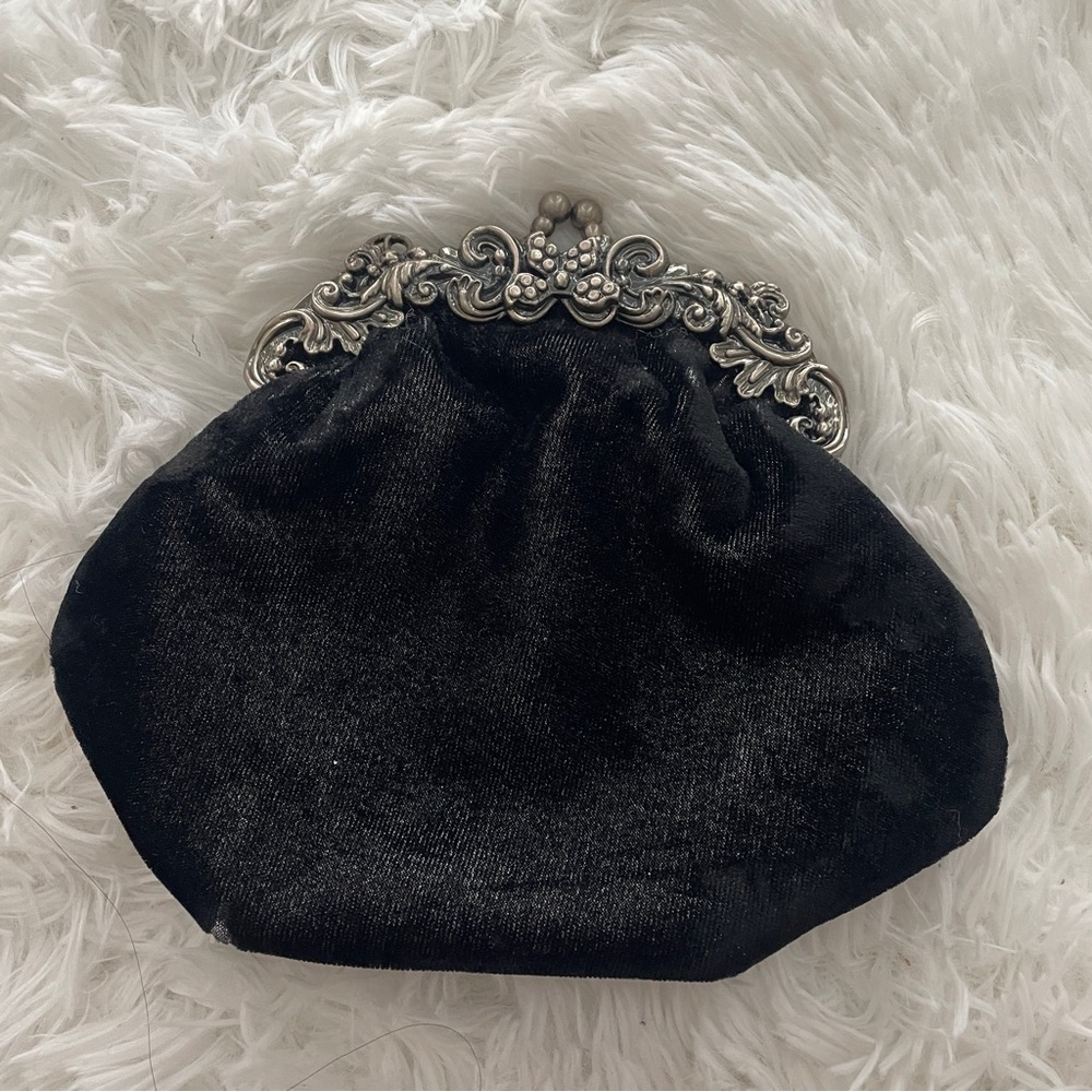 Hillard & Hanson Velvet Black Clutch